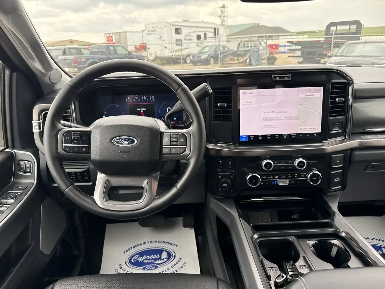 Ford F 350 снимка Ford F 350