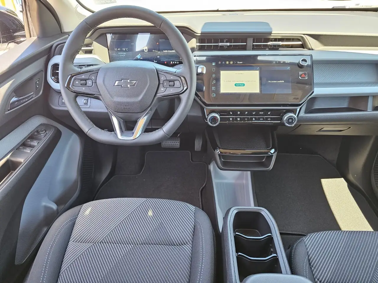 Chevrolet Bolt photo Chevrolet Bolt