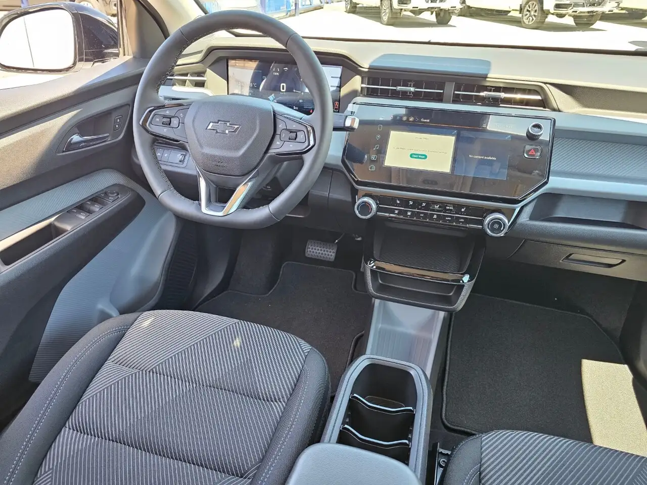 Chevrolet Bolt photo Chevrolet Bolt
