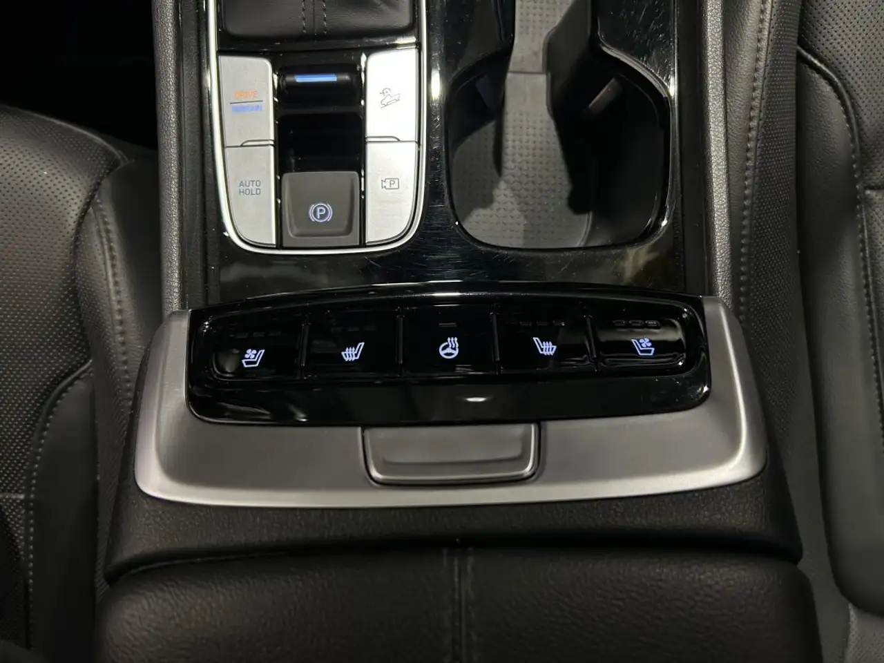 Hyundai Santa Cruz снимка Hyundai Santa Cruz