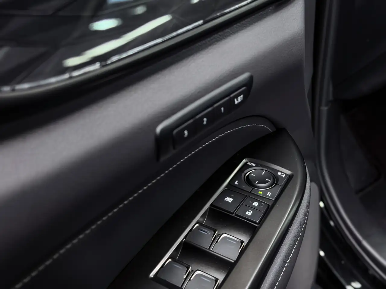 Lexus NX fotografie Lexus NX