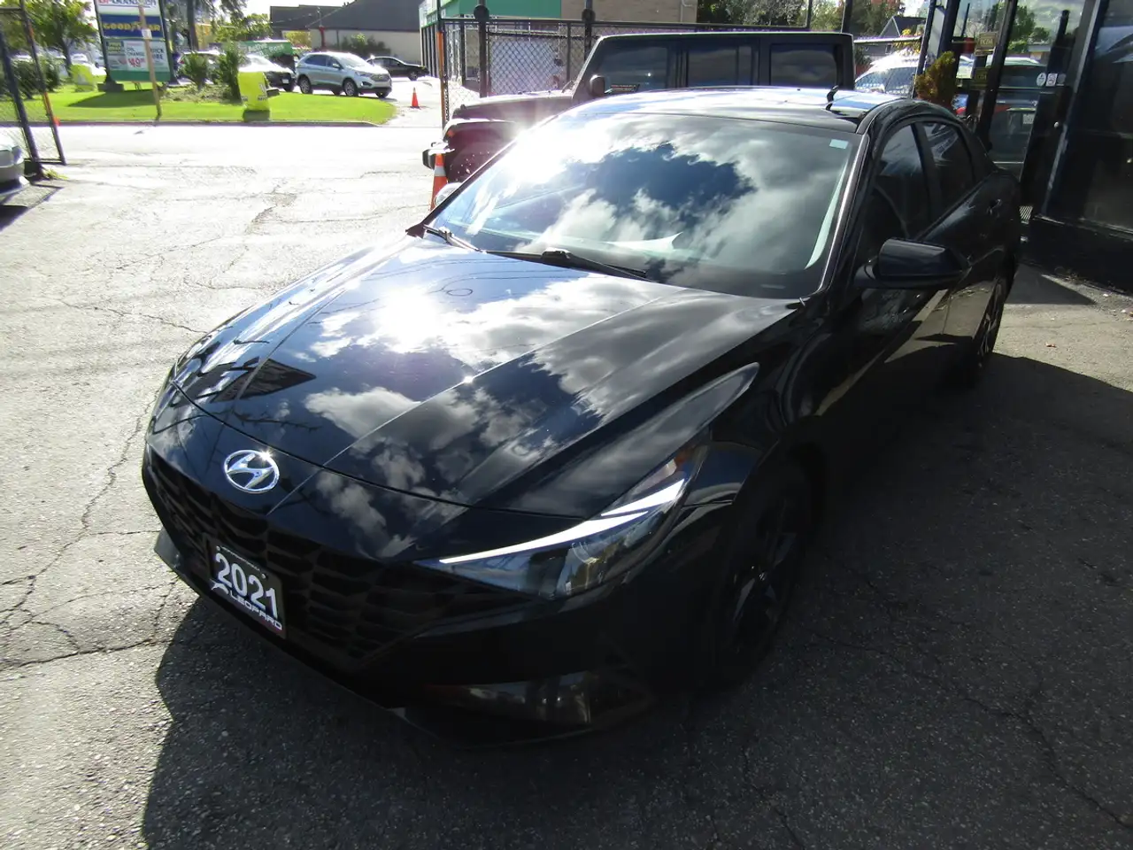 Hyundai ELANTRA снимка Hyundai ELANTRA
