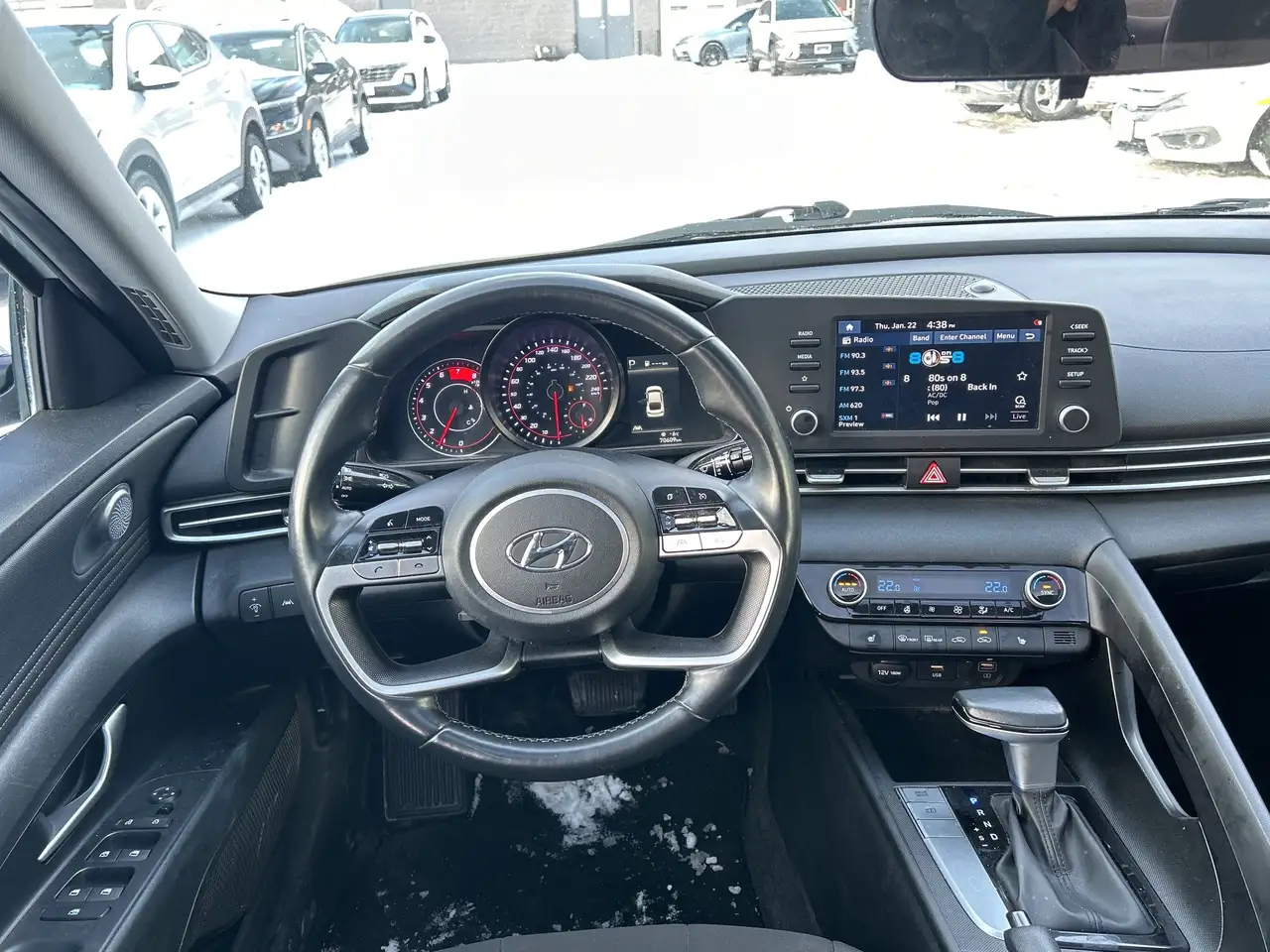 Hyundai ELANTRA снимка Hyundai ELANTRA
