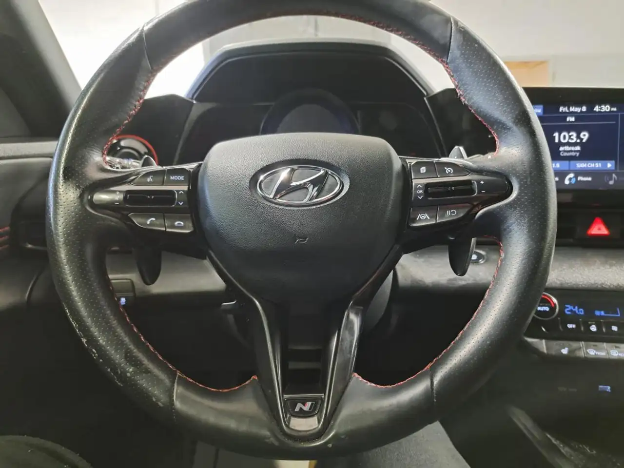 Hyundai ELANTRA снимка Hyundai ELANTRA