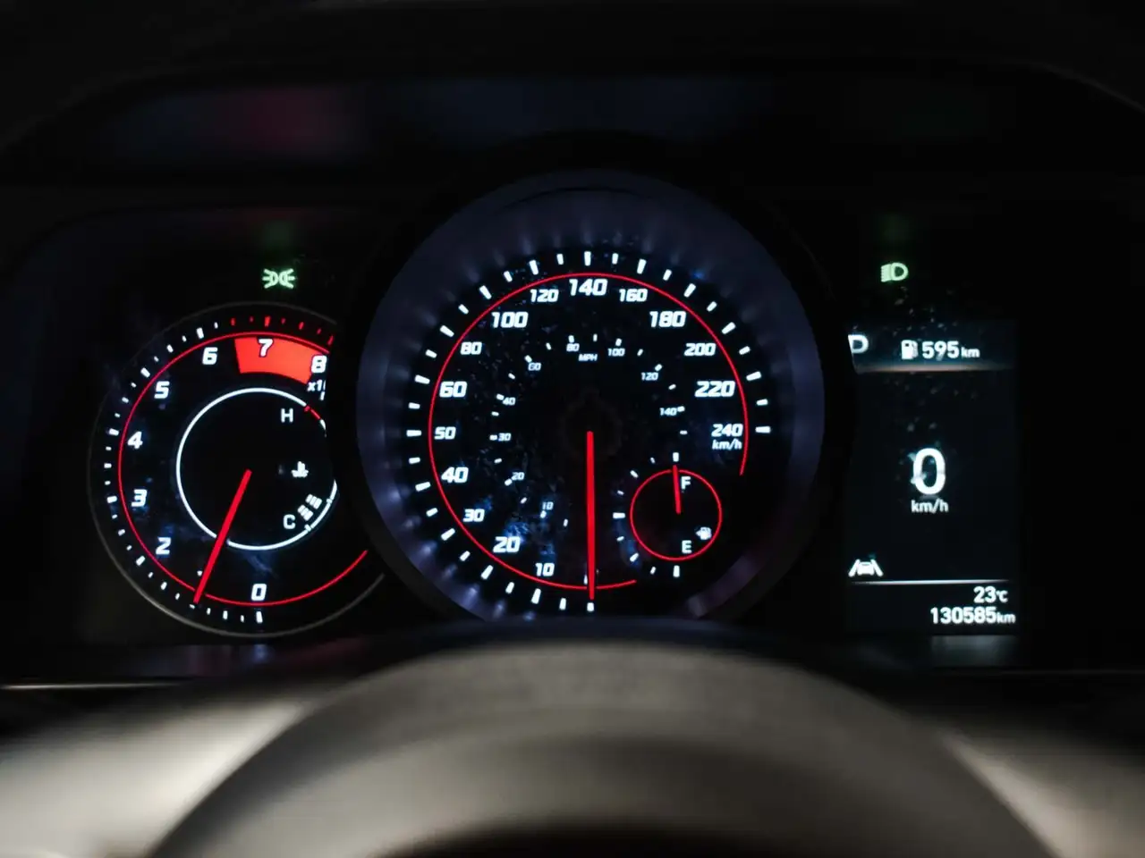 Hyundai ELANTRA снимка Hyundai ELANTRA