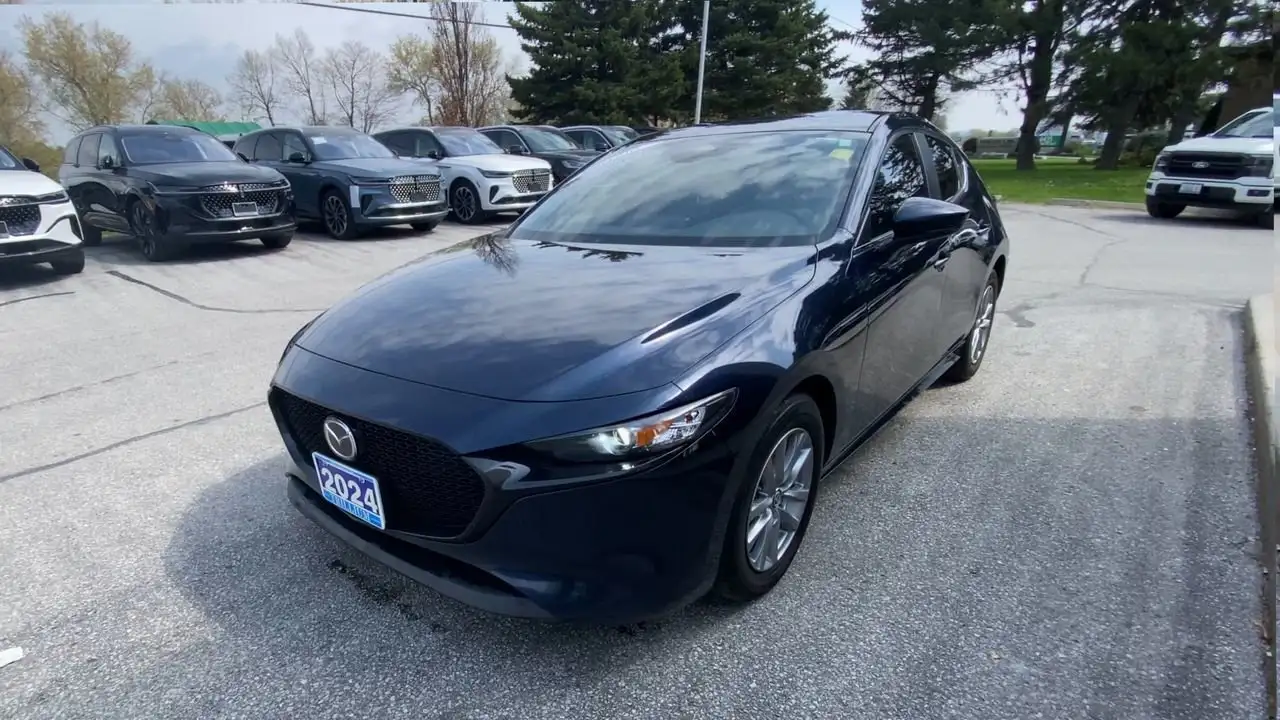 Mazda 3 снимка Mazda 3