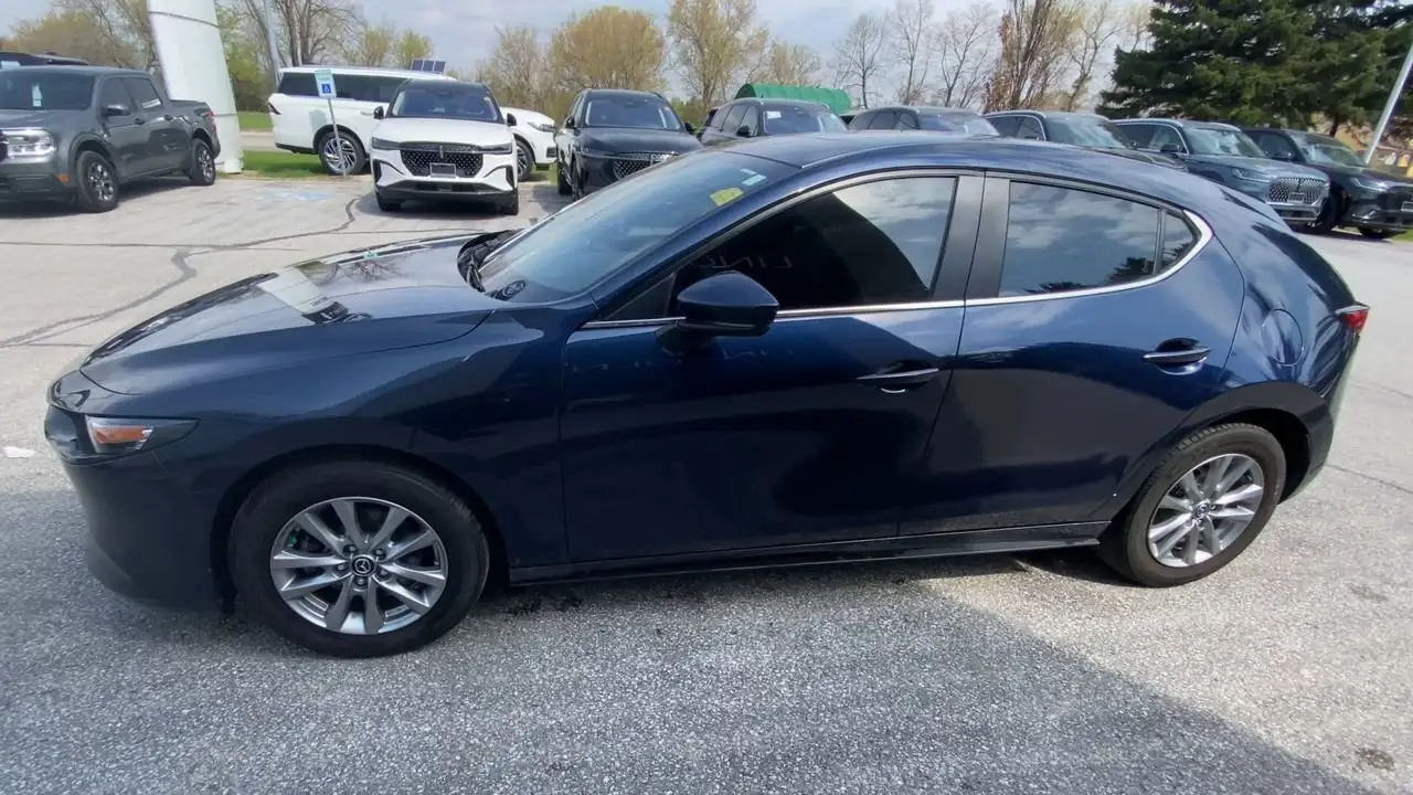 Mazda 3 снимка Mazda 3
