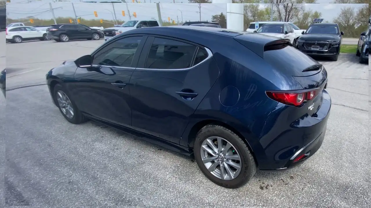Mazda 3 снимка Mazda 3