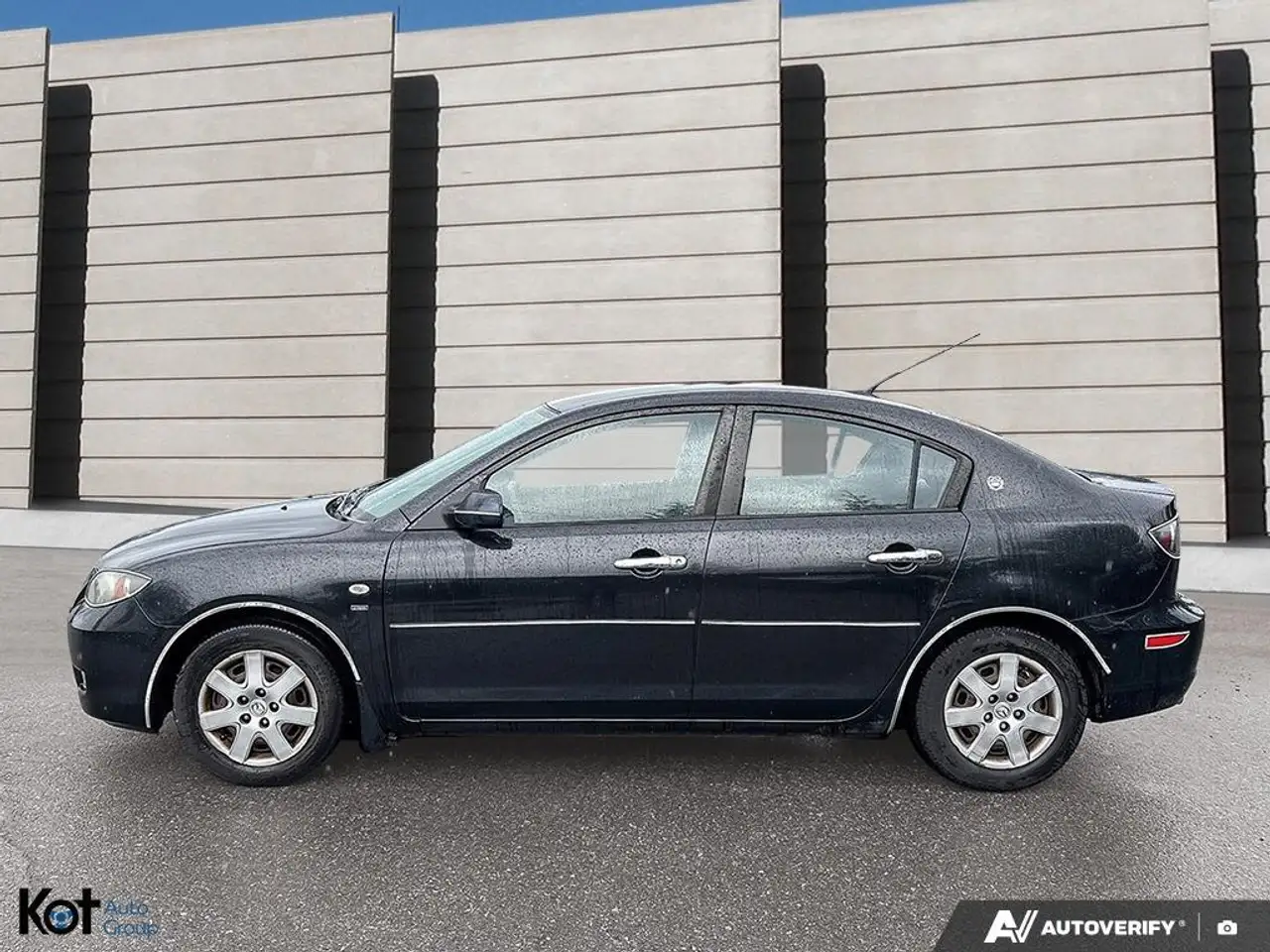 Mazda 3 снимка Mazda 3