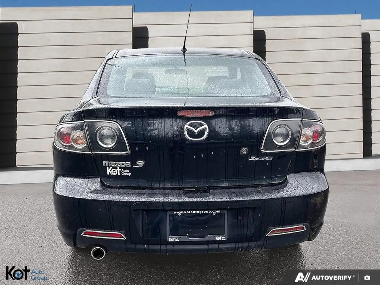 Mazda 3 снимка Mazda 3