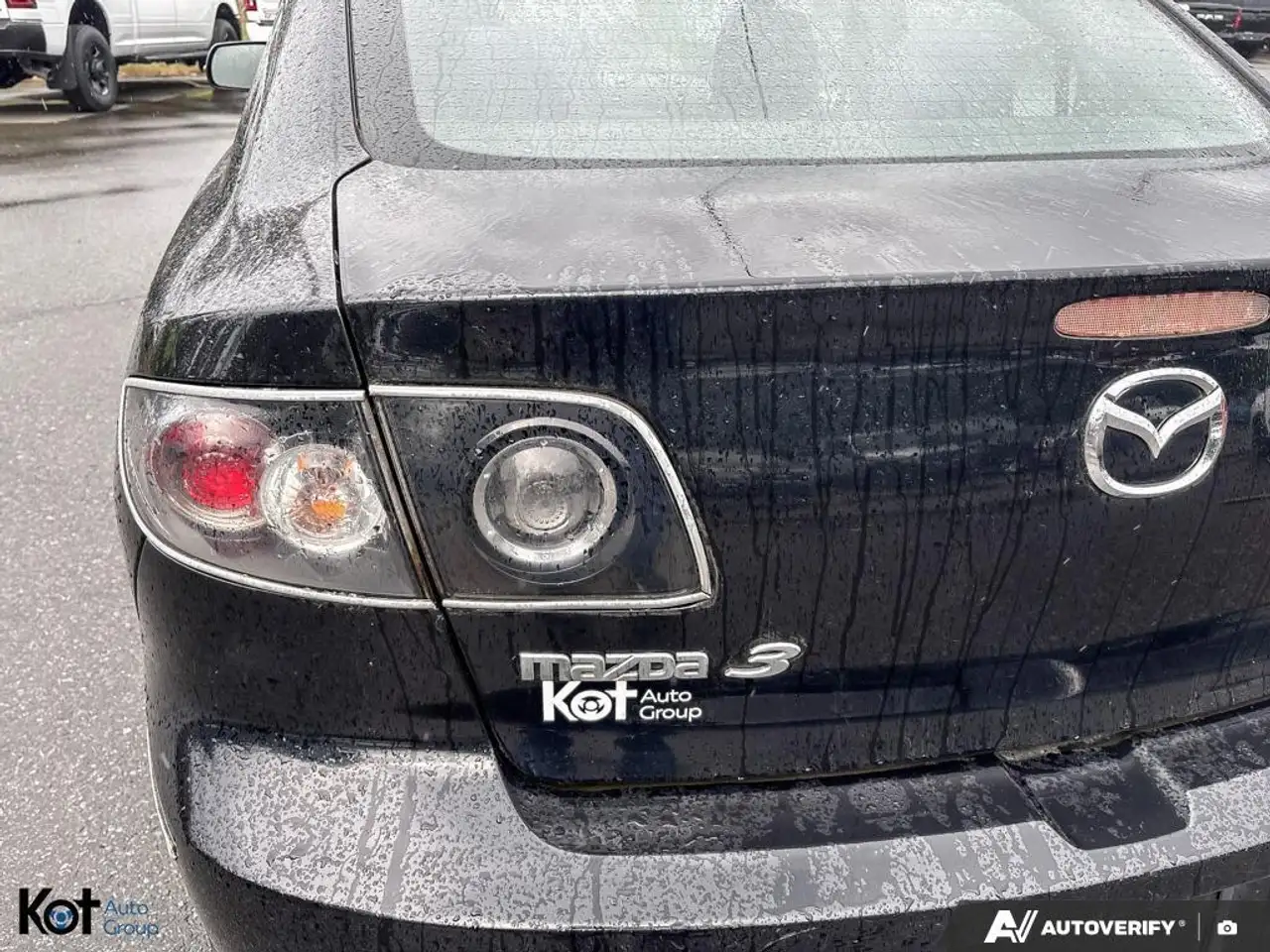 Mazda 3 снимка Mazda 3