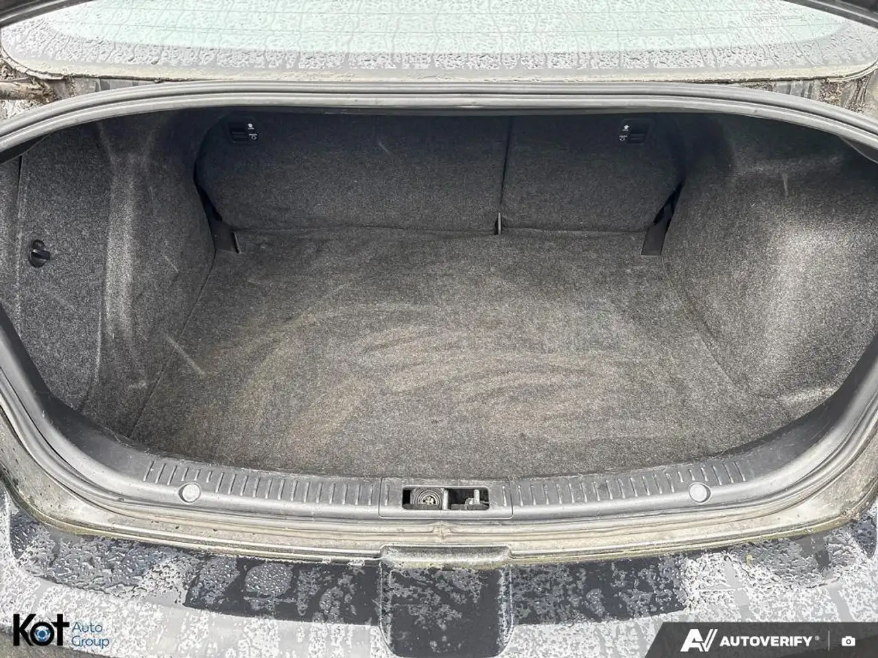 Mazda 3 снимка Mazda 3
