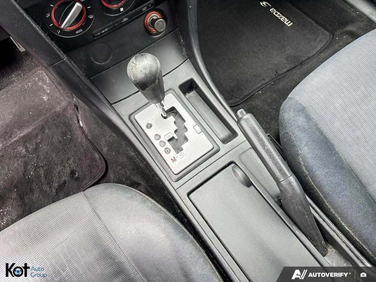 Mazda 3 снимка Mazda 3