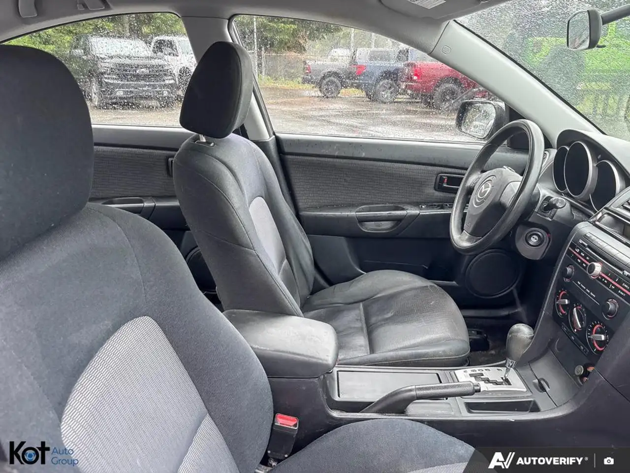 Mazda 3 снимка Mazda 3