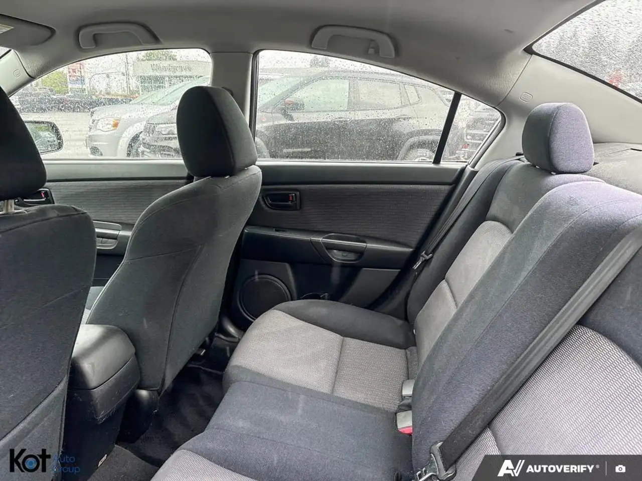 Mazda 3 снимка Mazda 3
