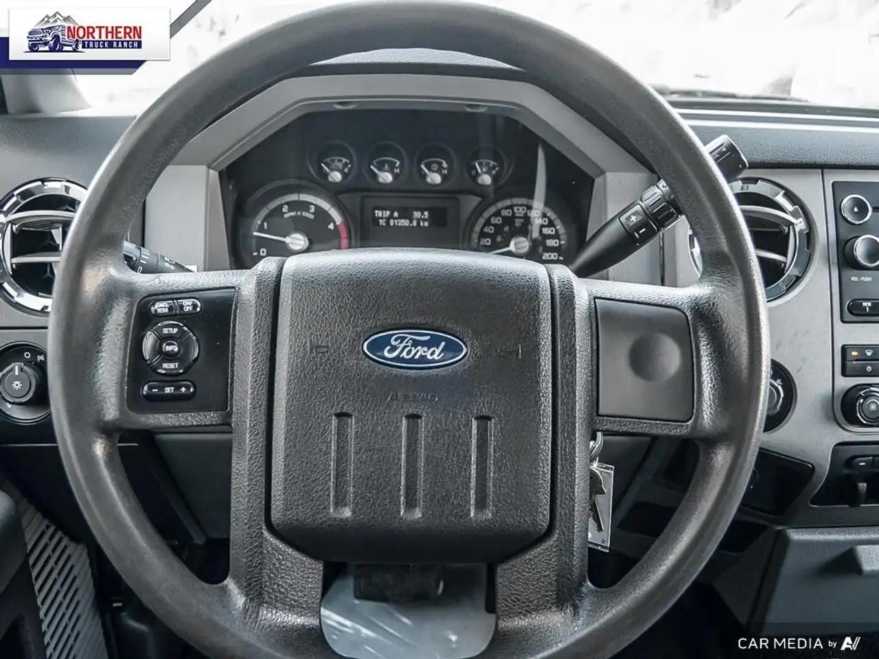 Ford F-550 Super Duty снимка Ford F-550 Super Duty