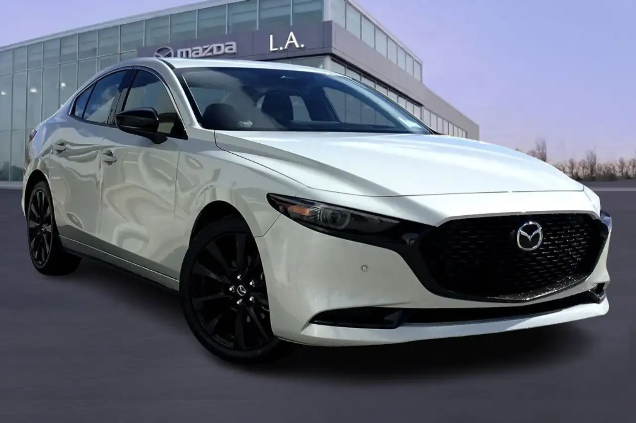 Mazda 3 снимка Mazda 3