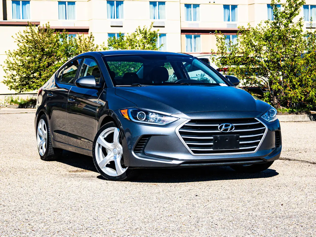 Hyundai ELANTRA снимка Hyundai ELANTRA