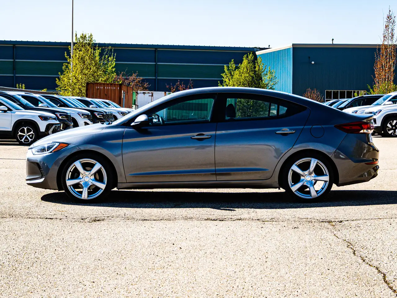 Hyundai ELANTRA снимка Hyundai ELANTRA