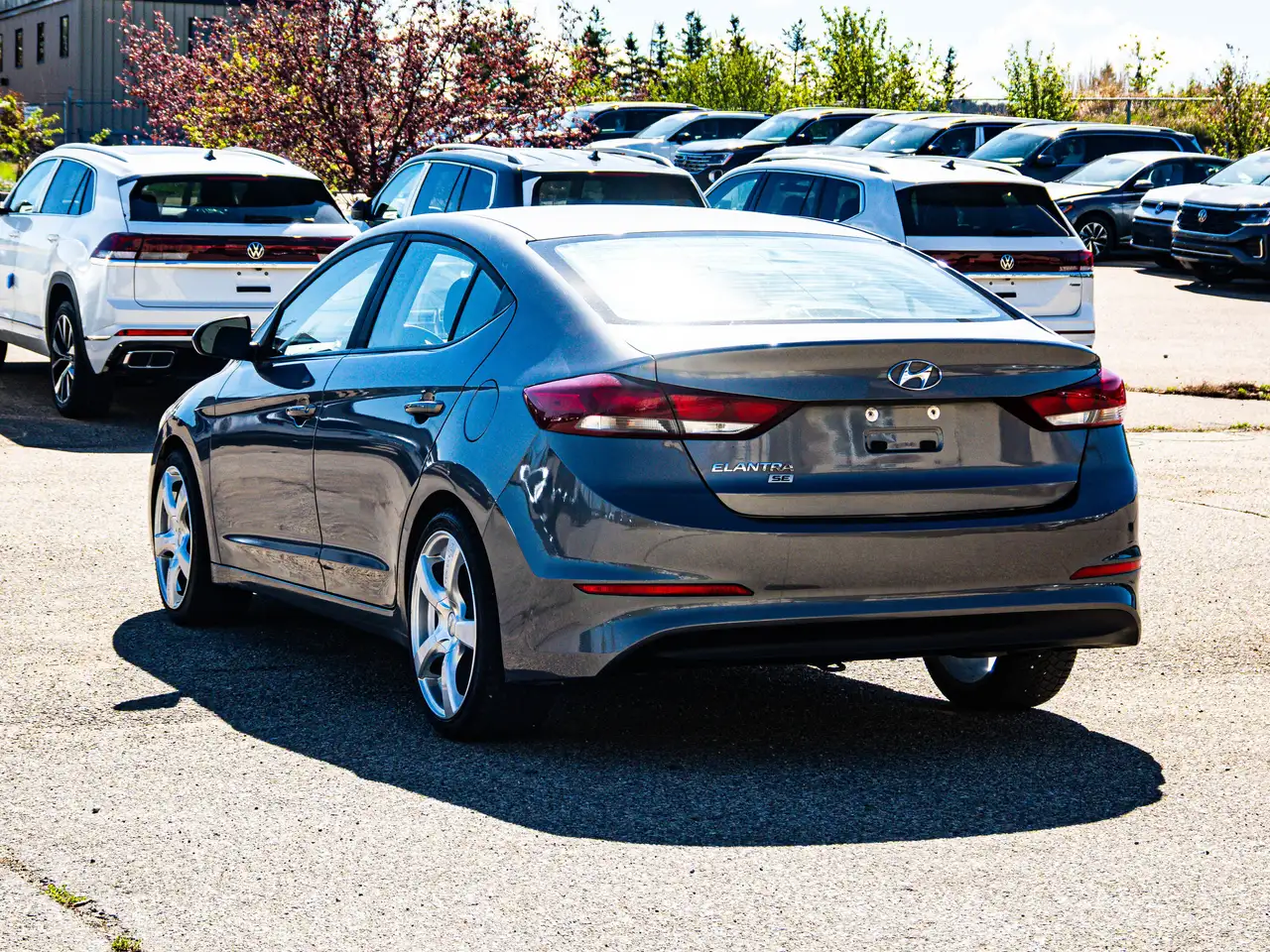 Hyundai ELANTRA снимка Hyundai ELANTRA