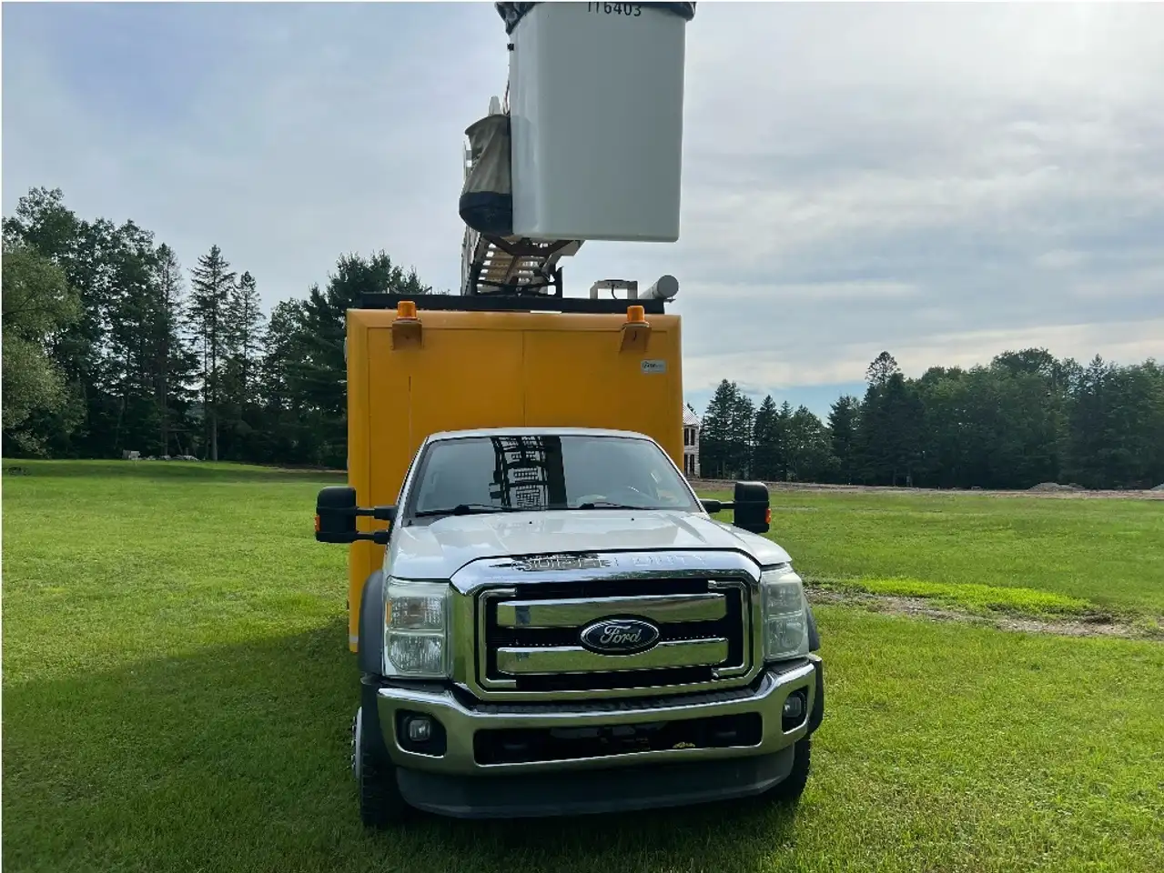 Ford F 550 снимка Ford F 550