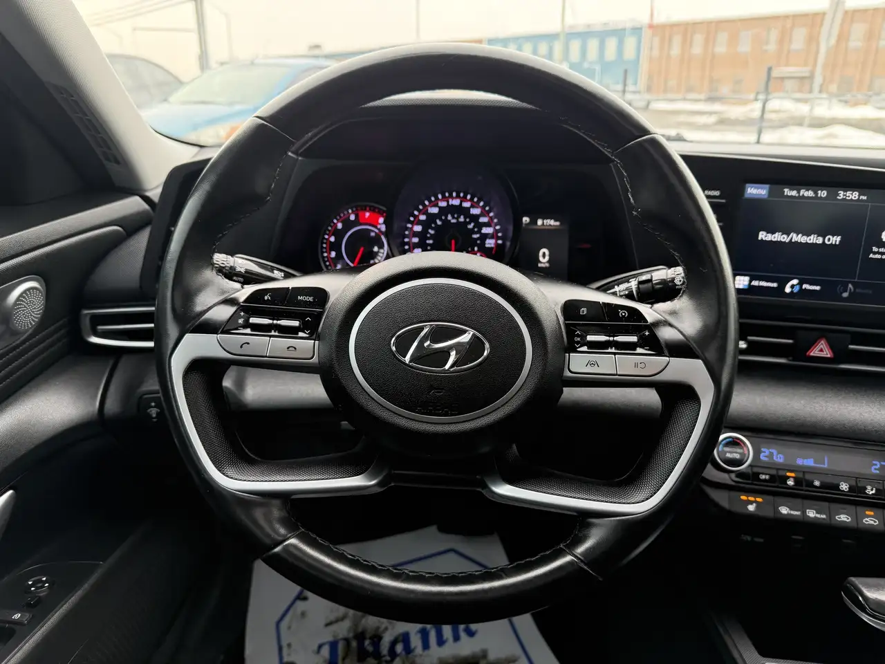Hyundai ELANTRA снимка Hyundai ELANTRA