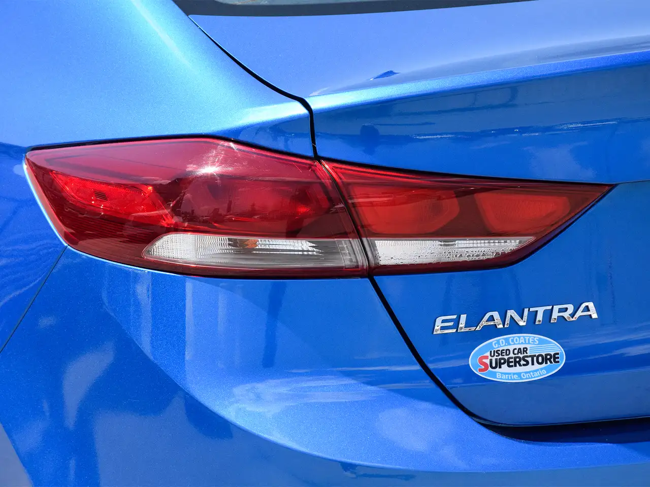 Hyundai ELANTRA fotografie Hyundai ELANTRA