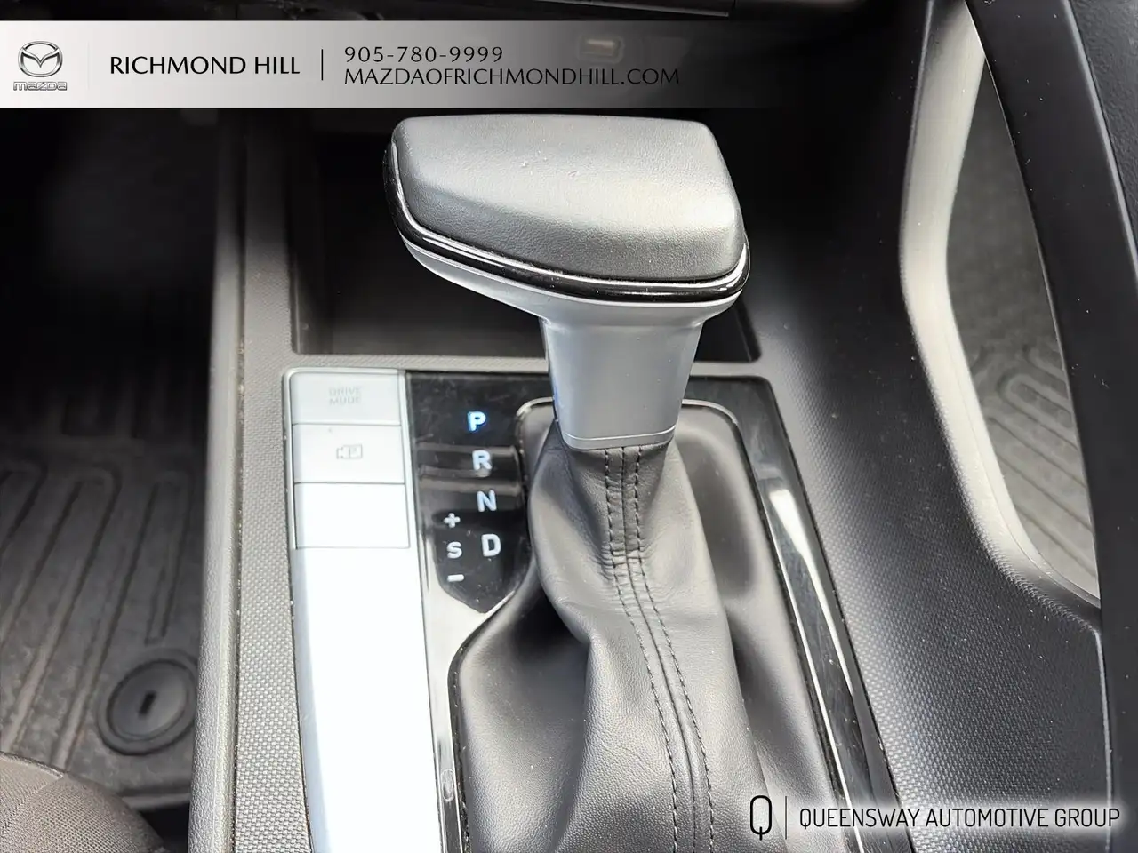 Hyundai ELANTRA снимка Hyundai ELANTRA