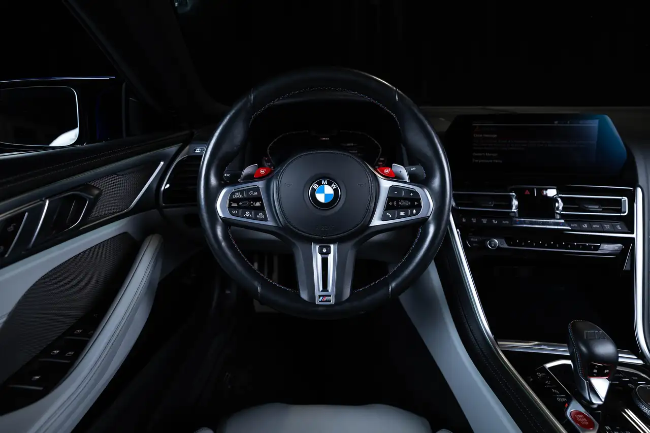 BMW M8 снимка BMW M8