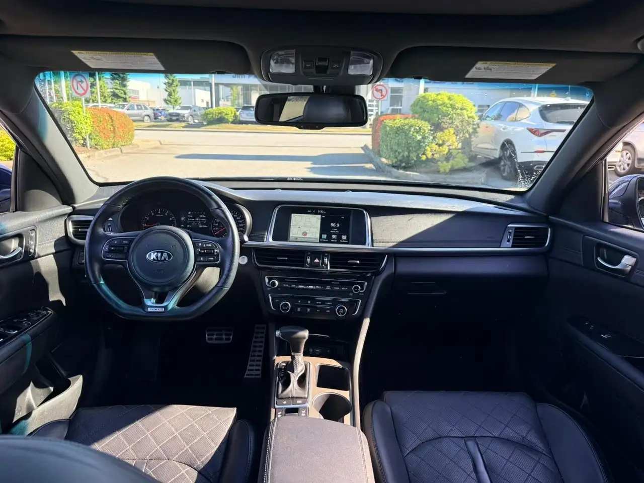 Kia Optima снимка Kia Optima