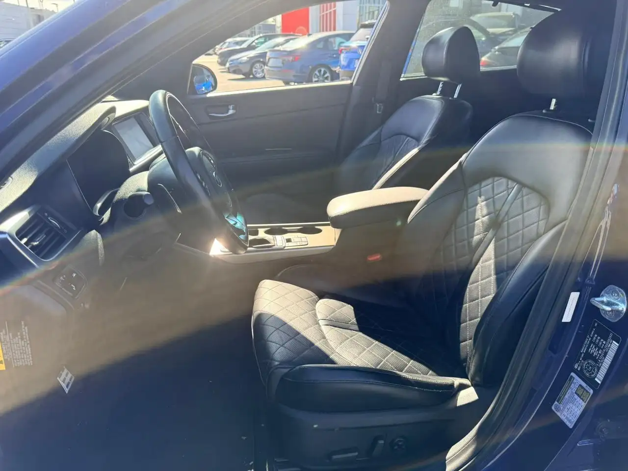 Kia Optima снимка Kia Optima