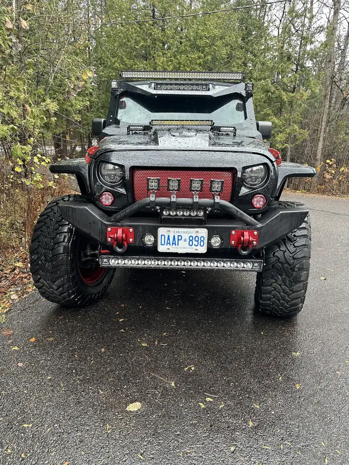 Jeep Wrangler снимка Jeep Wrangler