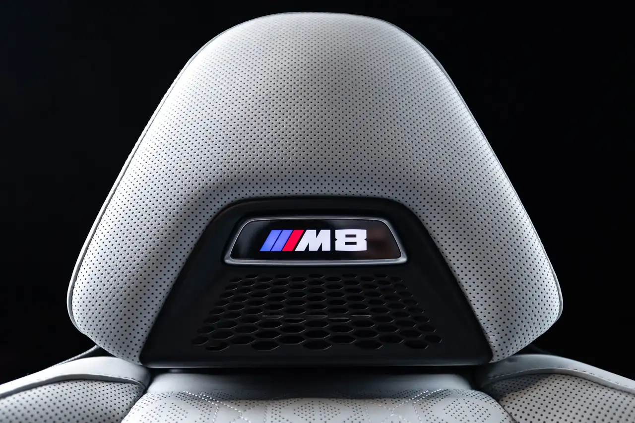 BMW M8 снимка BMW M8