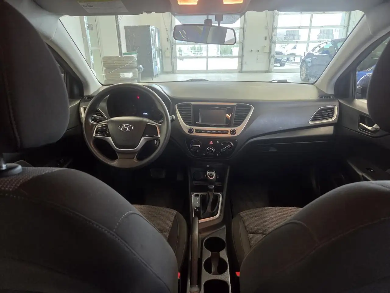 Hyundai ACCENT снимка Hyundai ACCENT
