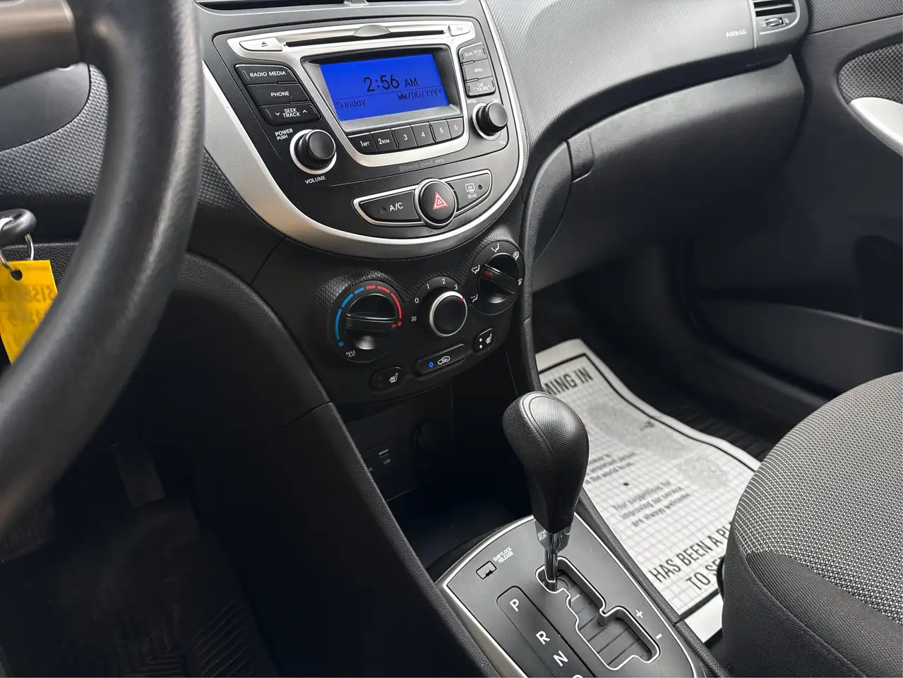 Hyundai ACCENT снимка Hyundai ACCENT