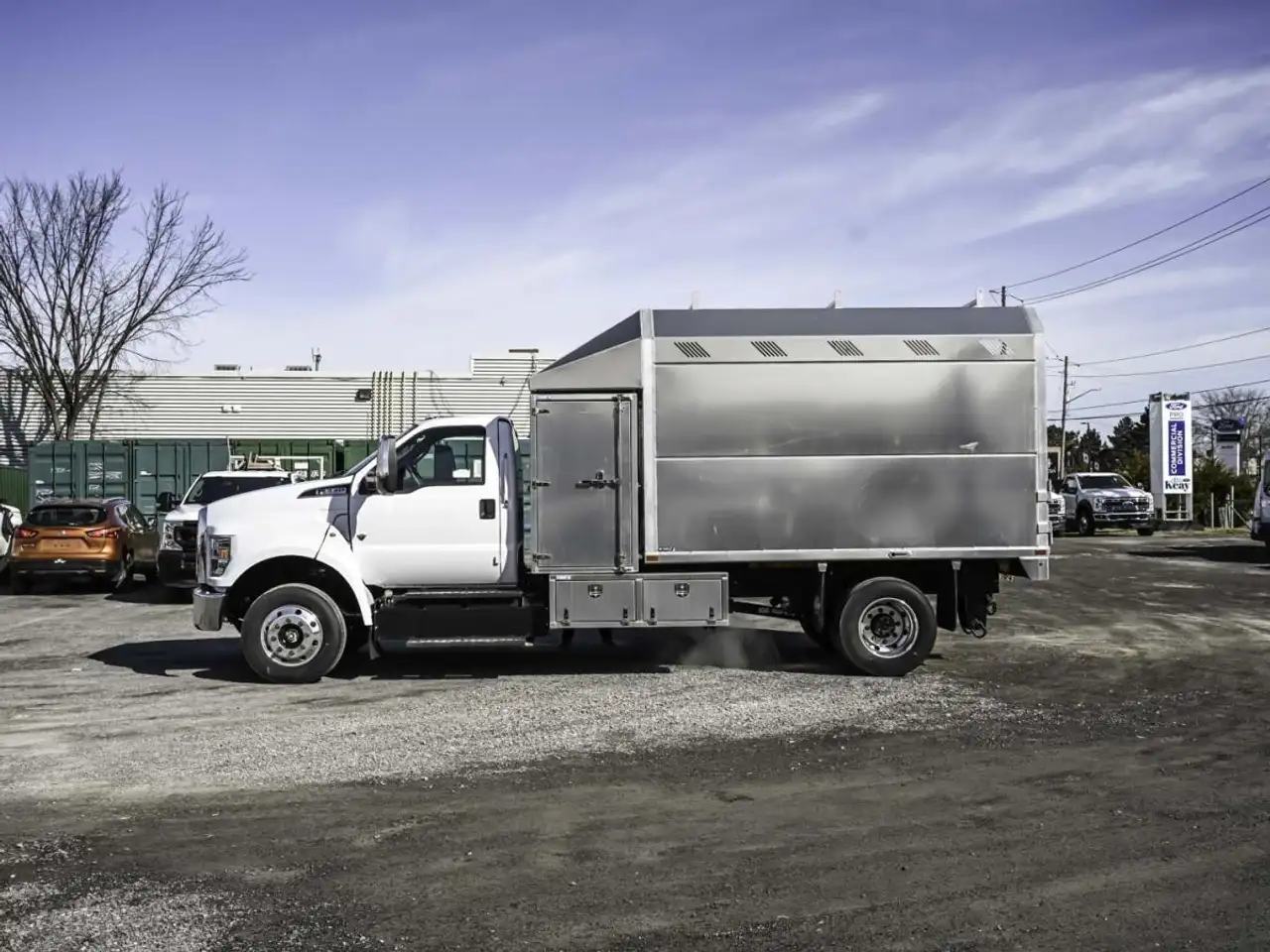 Ford F-650 Super Duty снимка Ford F-650 Super Duty