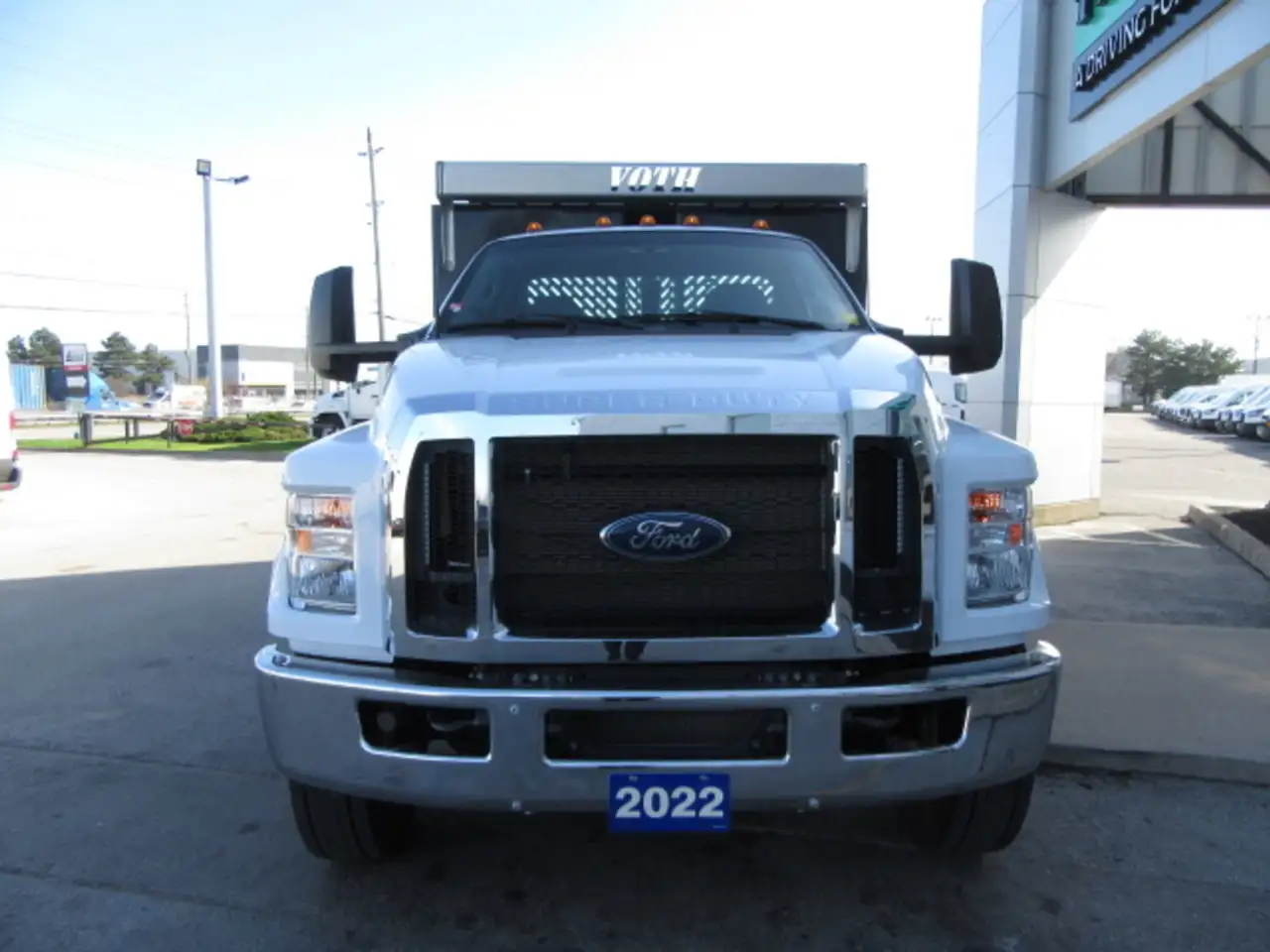 Ford F-750 Super Duty снимка Ford F-750 Super Duty