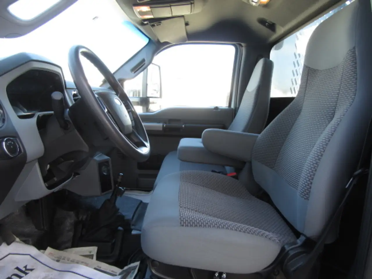 Ford F-750 Super Duty снимка Ford F-750 Super Duty