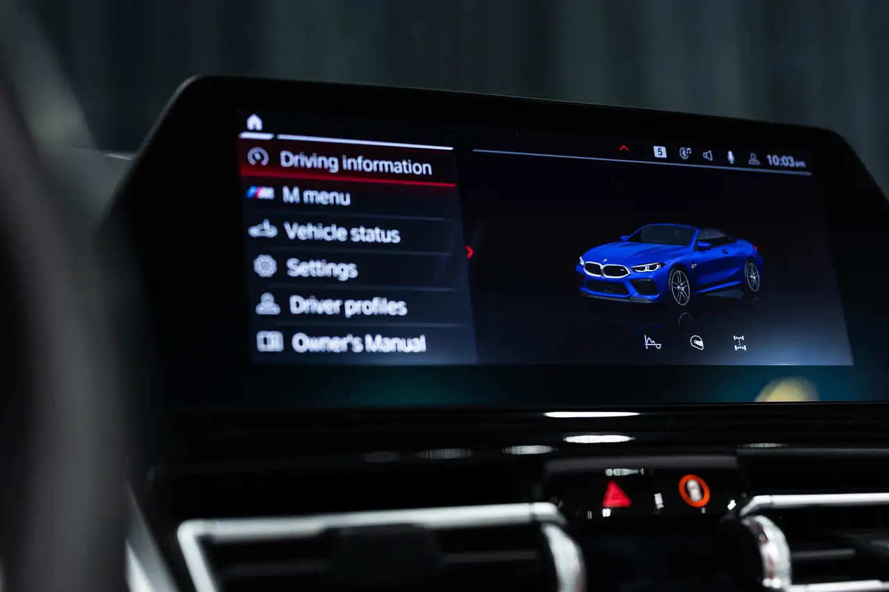 BMW M8 снимка BMW M8