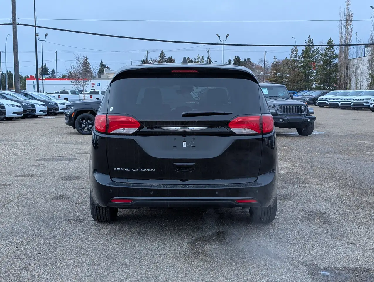 Chrysler Grand Caravan снимка Chrysler Grand Caravan