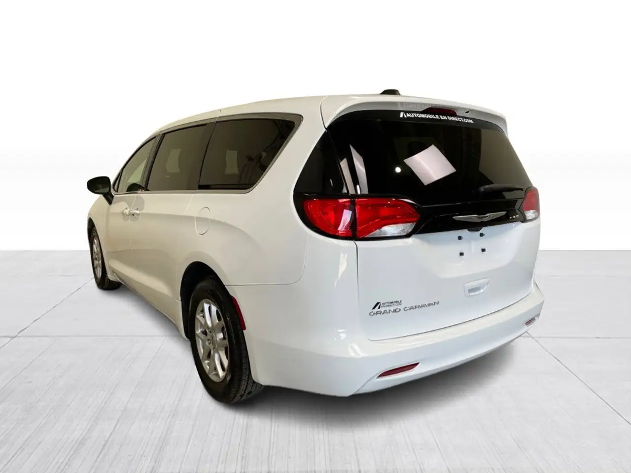 Chrysler Grand Caravan photo Chrysler Grand Caravan