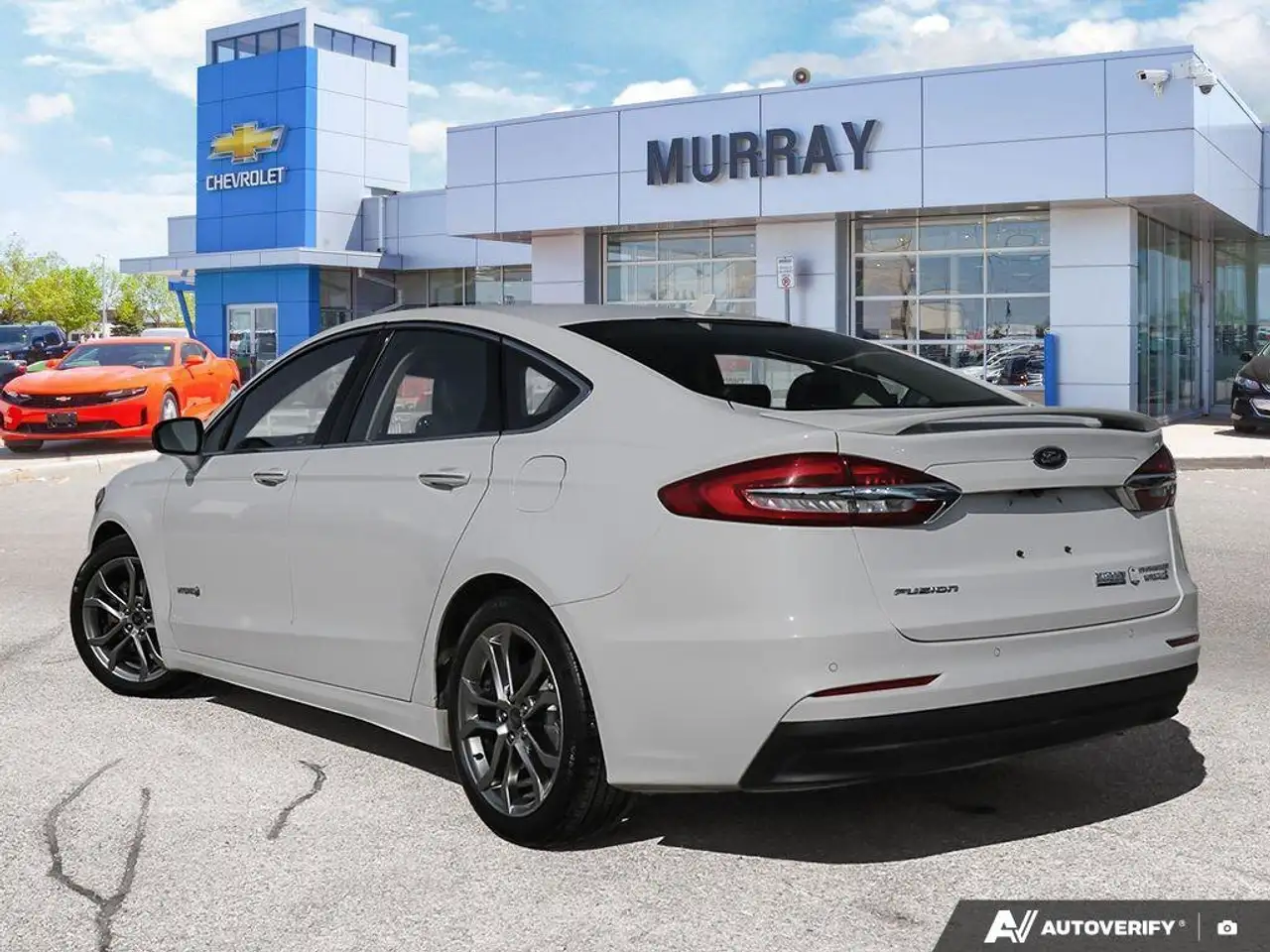 Ford Fusion Hybrid снимка Ford Fusion Hybrid