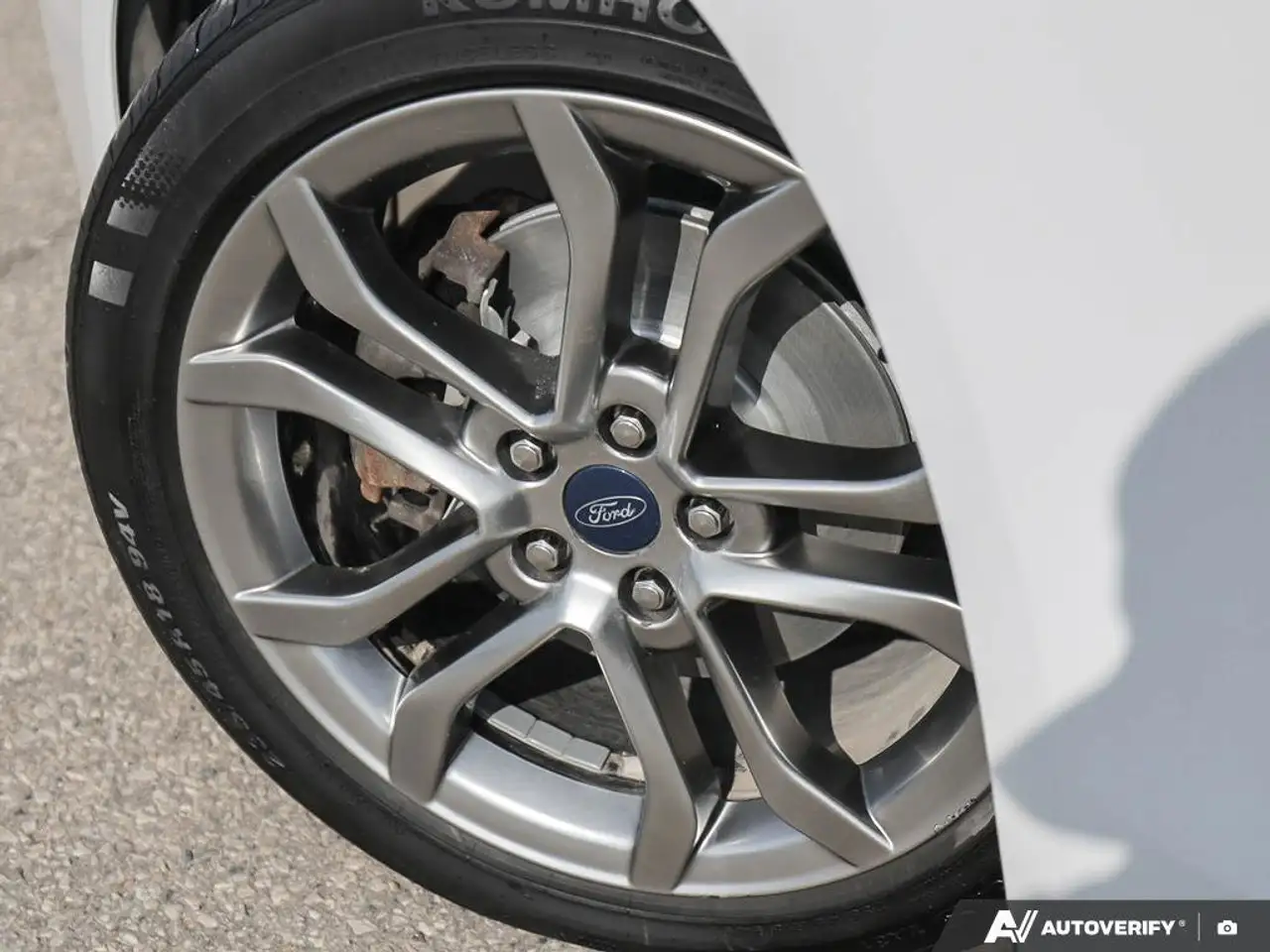 Ford Fusion Hybrid снимка Ford Fusion Hybrid