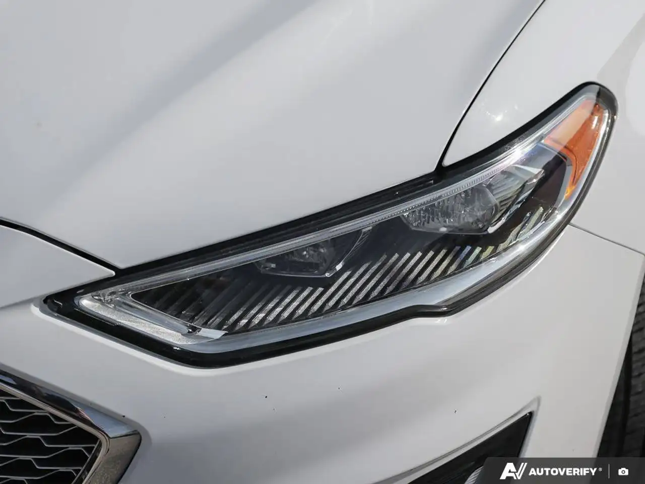 Ford Fusion Hybrid снимка Ford Fusion Hybrid