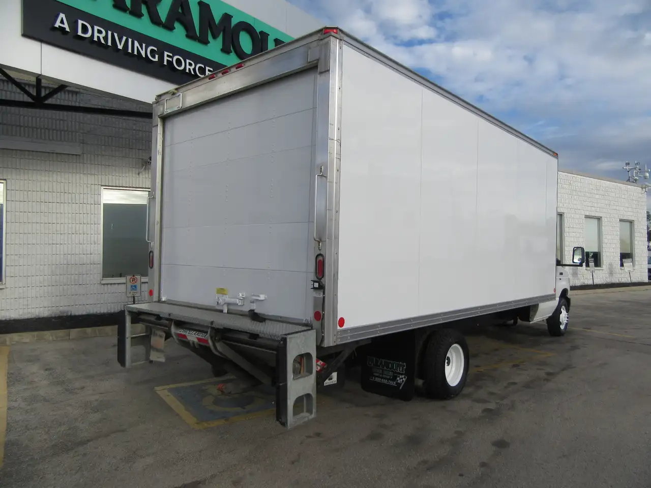 Ford E-450 Super Duty DRW fotografie Ford E-450 Super Duty DRW
