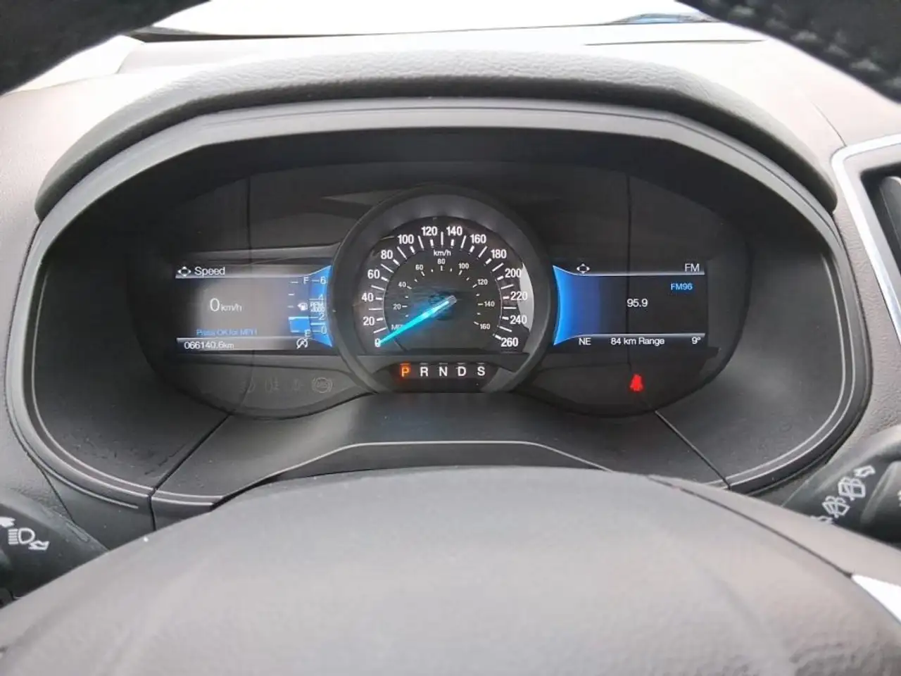 Ford Edge снимка Ford Edge