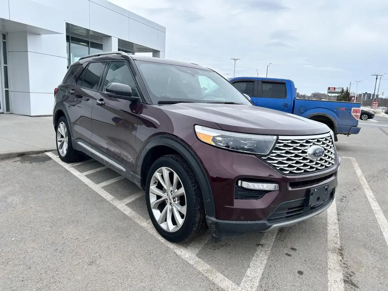 Ford Explorer photo Ford Explorer