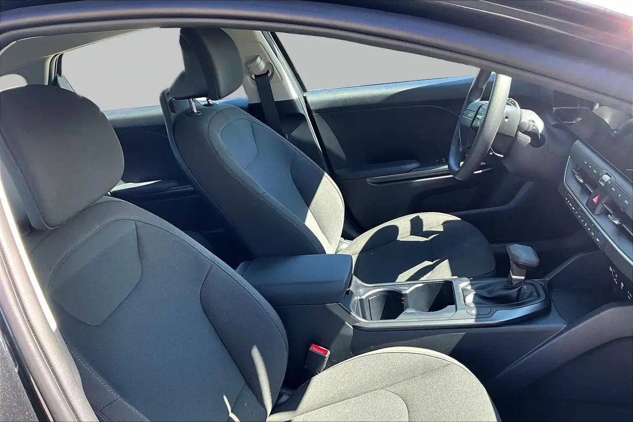 Kia K4 fotografie Kia K4