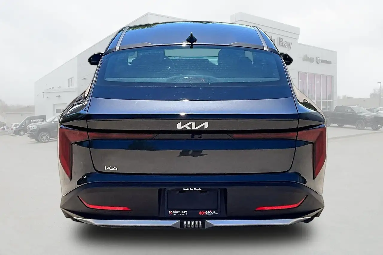 Kia K4 fotografie Kia K4