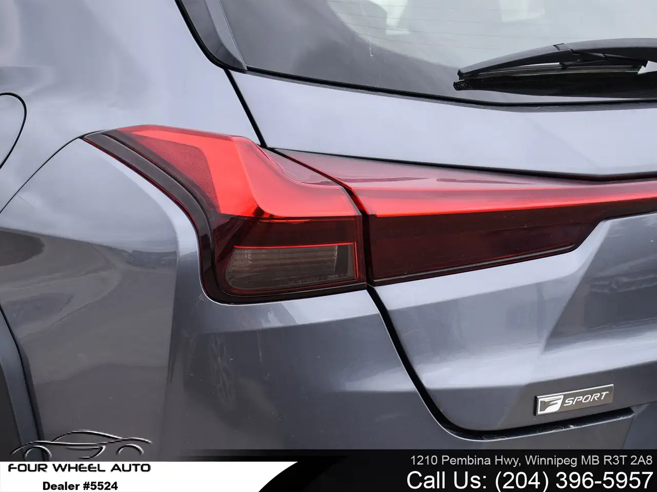 Lexus UX 250h fotografie Lexus UX 250h